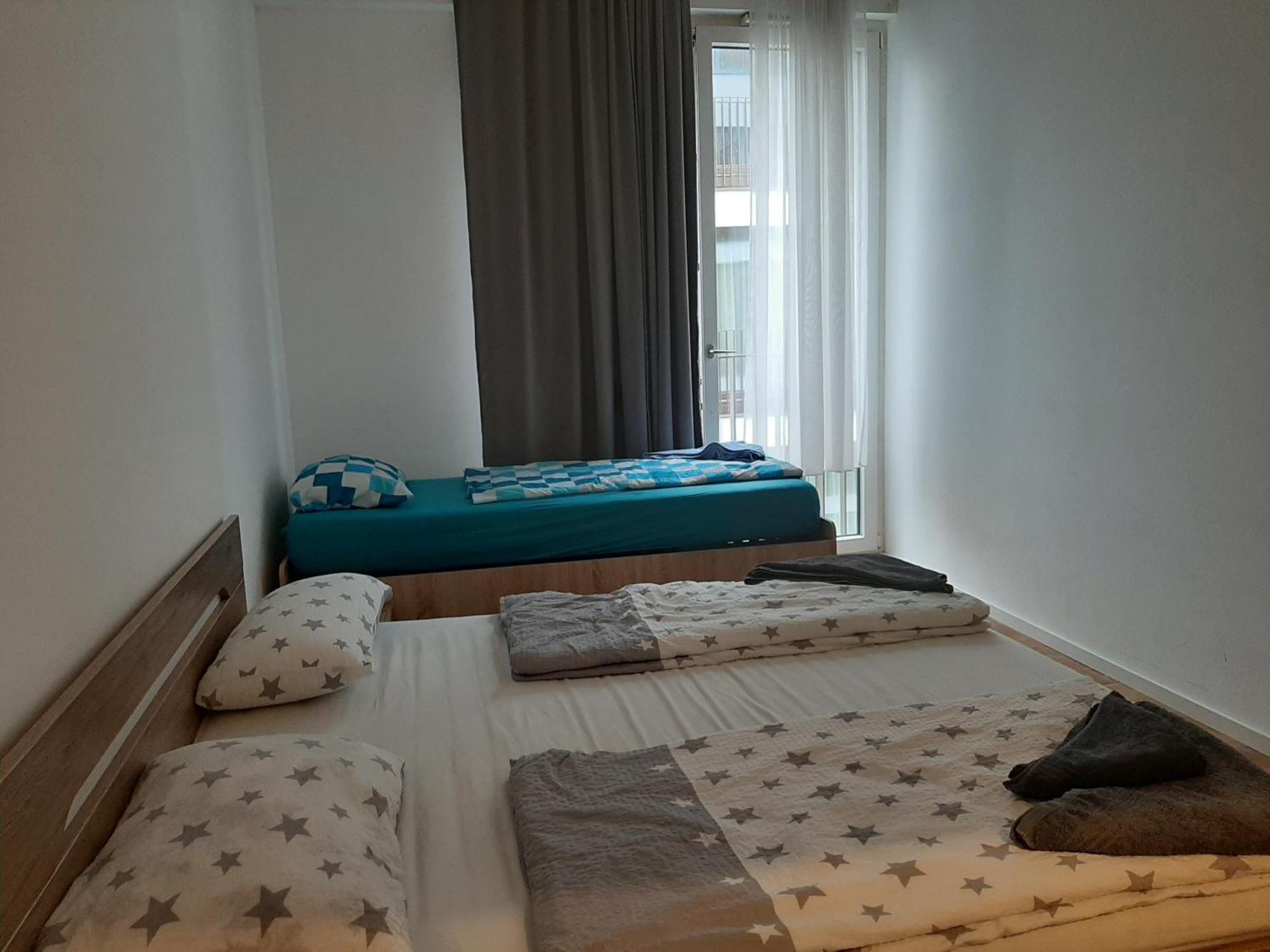 High-Quality In The Heart Of Stuttgart 4 Apartment Room photo